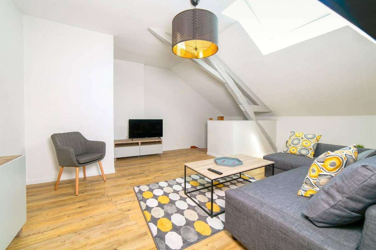 T3 Duplex Hypercentre Cholet Logement Entier 3 Litsアパートメント エクステリア 写真